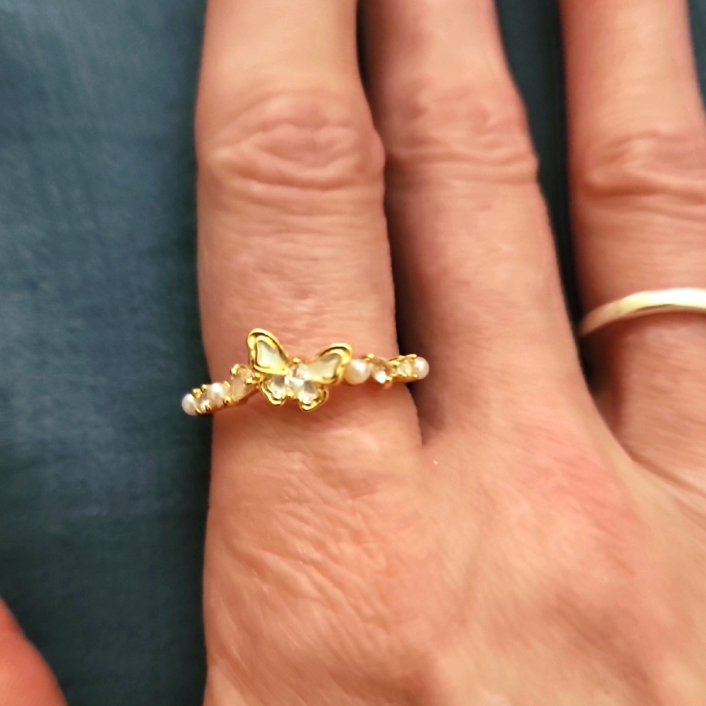 Gold Butterfly Pearl Ring